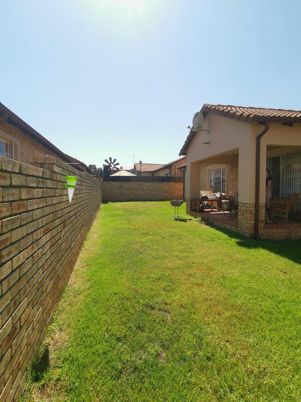 2 Bedroom Property for Sale in Sasolburg Ext 11 Free State